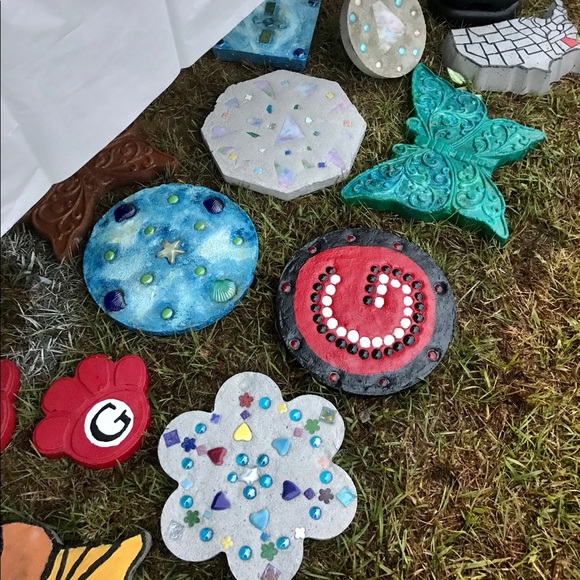 Meet your Posher, Carla - Picture 4 of 4